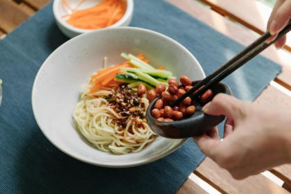 En Pratik Yemek Tarifi: 15 Dakikada Hazır Noodle Bowl